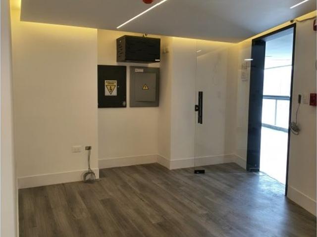 Oficina de lujo en venta Nueva Caracas, Venezuela