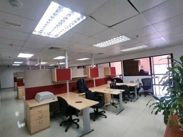 Oficina de lujo en venta Nueva Caracas, Distrito Capital