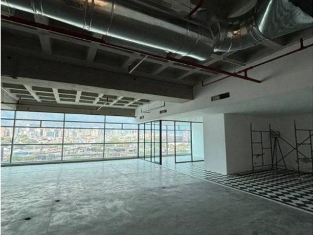 Oficina de lujo en venta Nueva Caracas, Distrito Capital