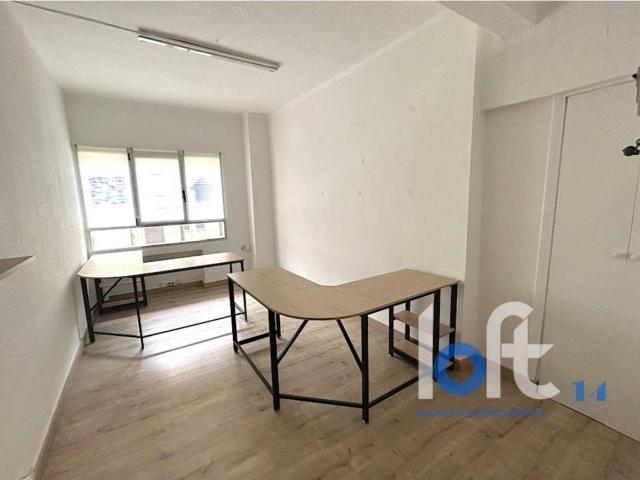 Oficina de 13 m2 de alquiler en la zona de La Marina