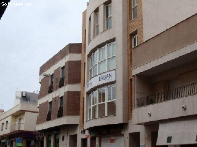 OFICINA DE 74 m2 FRENTE AL AYUNTAMIENTO