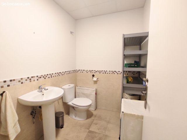 OFICINA DISPONIBLE EN ESPACIO COWORKING