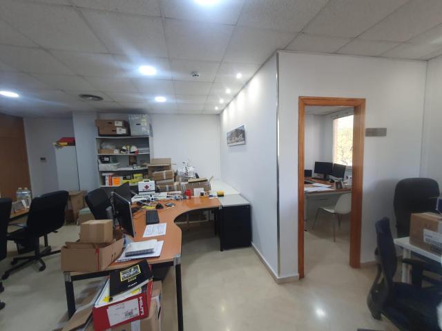 OFICINA DISPONIBLE EN SEVILLA ESTE