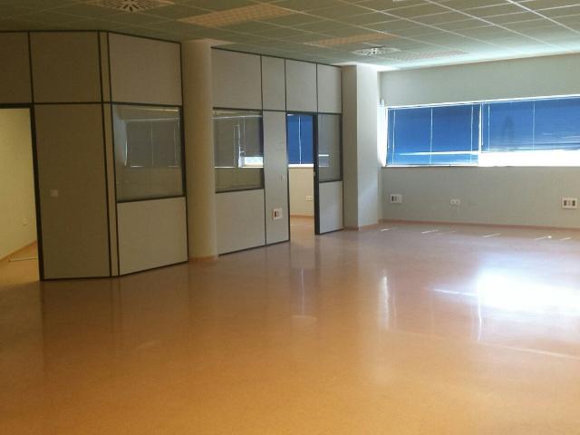 OFICINA DISPONIBLE EN ZONA EMPRESARIAL DE SEVILLA ESTE