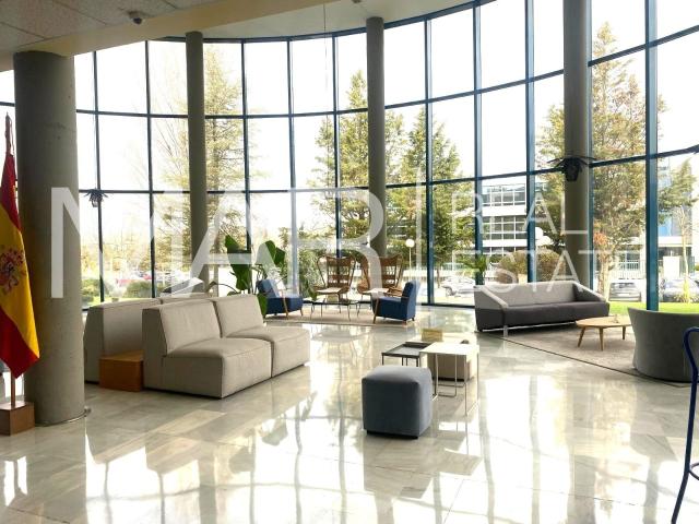Oficina exterior de 126 m2 construidos – Disponibilidad inmediata