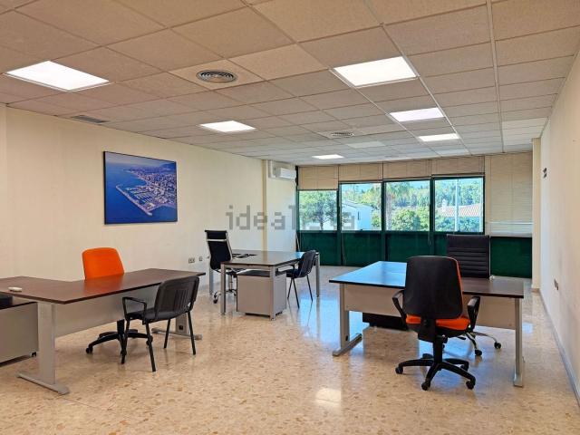 Oficina, El Cuartón Heliomar, Málaga