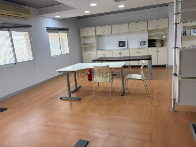 Oficina, Elche / Elx
