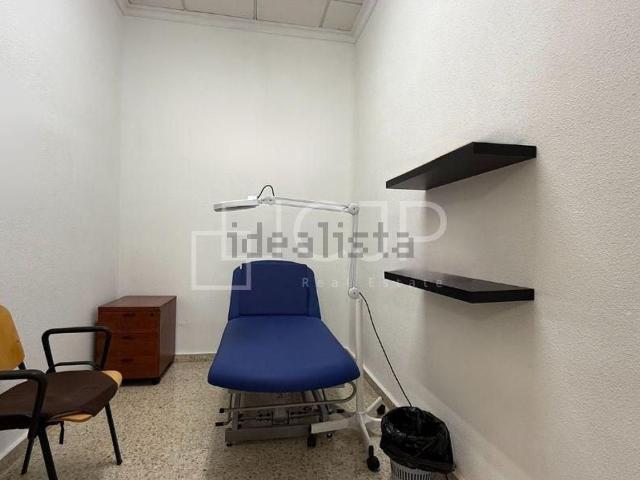 Oficina, Elda
