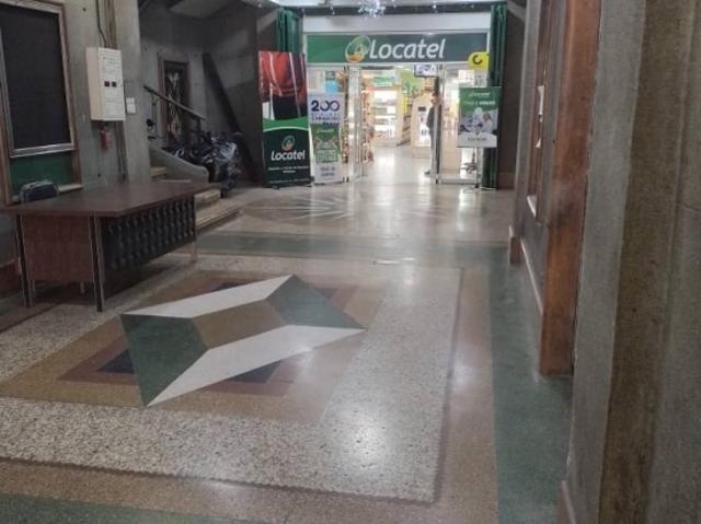 OFICINA EN VENTA EN CATEDRAL, LIBERTADOR