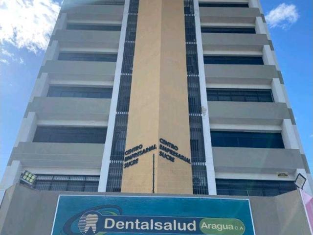 Oficina en Alquiler Centro Empresarial Sucre Calicanto Maracay RG