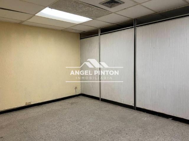 Oficina en Alquiler en Maracaibo Zulia 63 m2