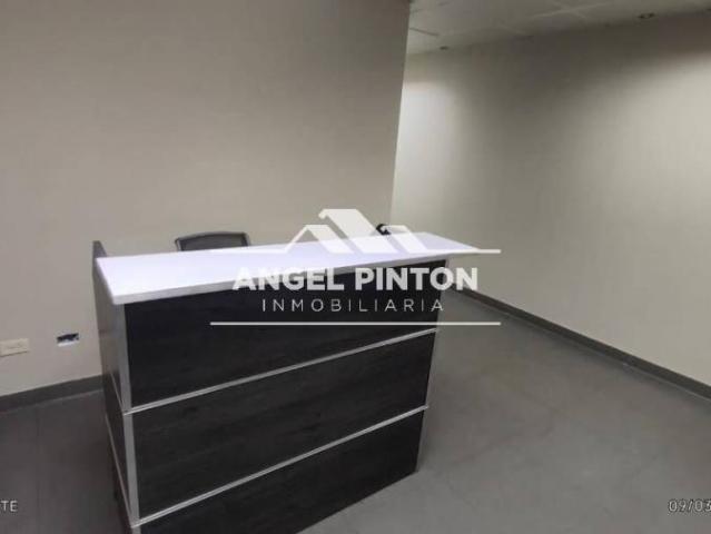 Oficina en Alquiler en Maracaibo Zulia 99 m2
