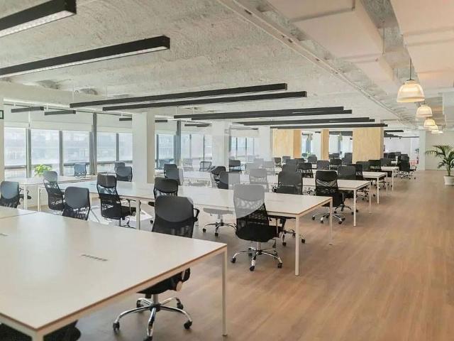 Oficina en alquiler en avenida De Josep Tarradellas, Barcelona, de 1.228 m² por 31.314