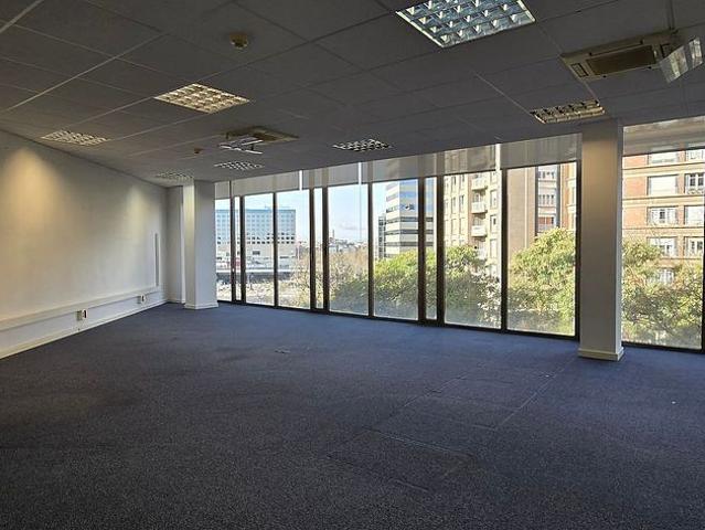Oficina en alquiler en avenida De Josep Tarradellas, Barcelona, de 286 m² por 4.862