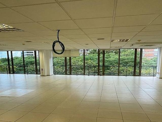 Oficina en alquiler en avenida De Josep Tarradellas, Barcelona, de 286 m² por 4.862