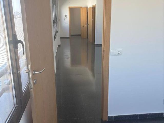 Oficina en alquiler en avenida De L'exèrcit, Lleida, de 50 m² por 340