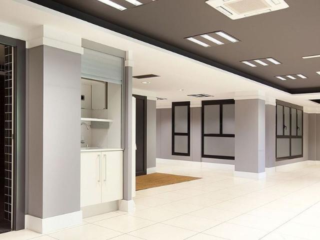Oficina en alquiler en avenida De Madrid, Barcelona, de 322 m² por 4.946