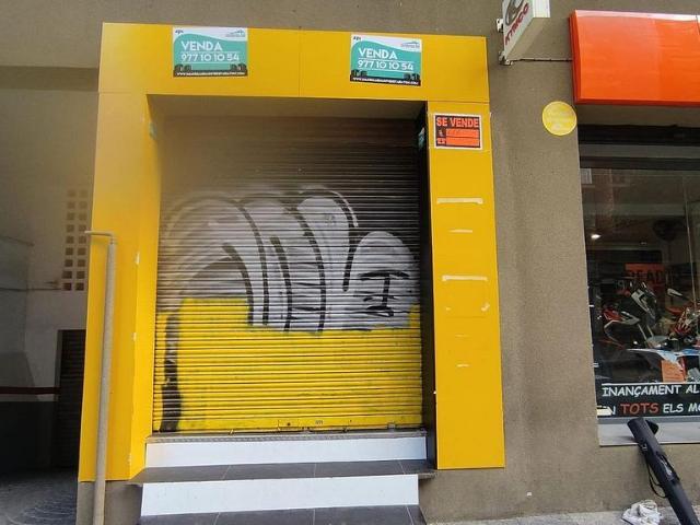 Oficina en alquiler en avenida De Ramón y Cajal, Tarragona, de 121 m² por 1.100