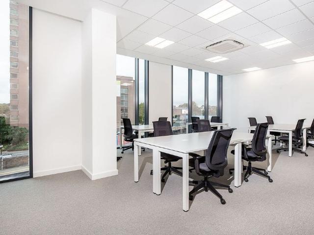 Oficina en alquiler en avenida Diagonal, Barcelona, de 170 m² por 22.176