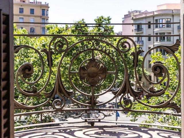 Oficina en alquiler en avenida Diagonal, Barcelona, de 187 m² por 4.000