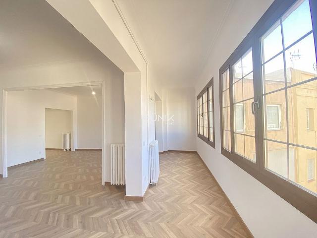 Oficina en alquiler en avenida Diagonal, Barcelona, de 188 m² por 4.000