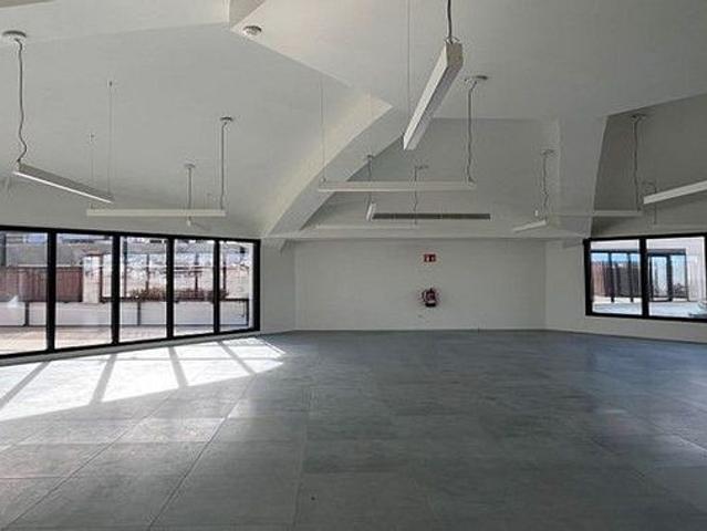 Oficina en alquiler en avenida Diagonal, Barcelona, de 249 m² por 7.968