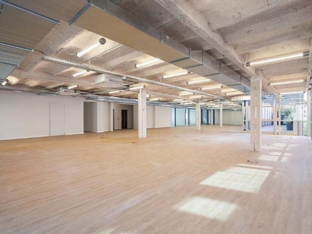 Oficina en alquiler en avenida Diagonal, Barcelona, de 360 m² por 8.640