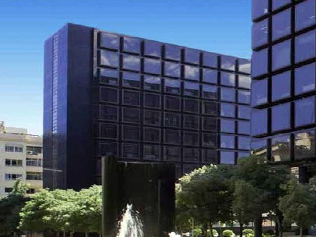 Oficina en alquiler en avenida Diagonal, Barcelona, de 496 m² por 13.392