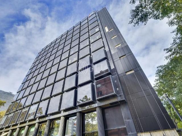 Oficina en alquiler en avenida Diagonal, Barcelona, de 496 m² por 14.384