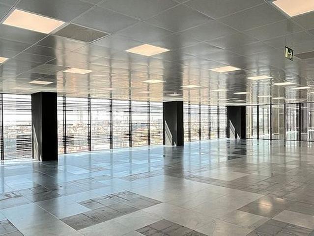 Oficina en alquiler en avenida Diagonal, Barcelona, de 425 m² por 7.013
