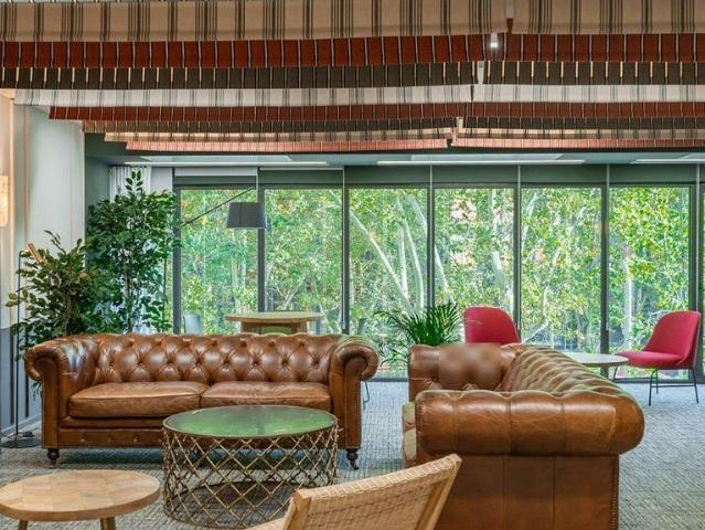 Oficina en alquiler en avenida Diagonal, Barcelona, de 52 m² por 7.408