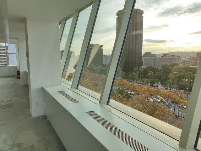Oficina en alquiler en avenida Diagonal, Barcelona, de 644 m² por 18.032