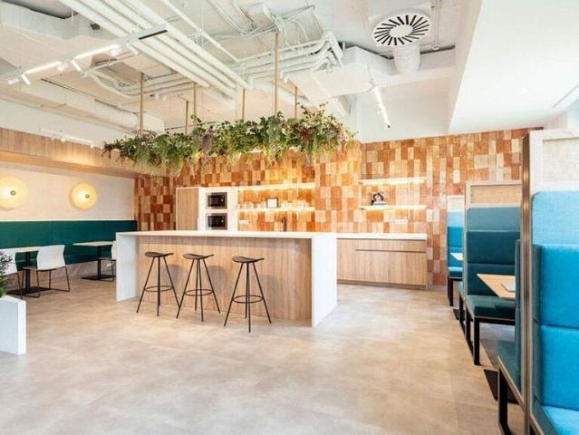 Oficina en alquiler en avenida Diagonal, Barcelona, de 62 m² por 7.500