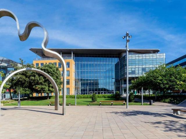 Oficina en Alquiler en Almeda El Corte Inglés