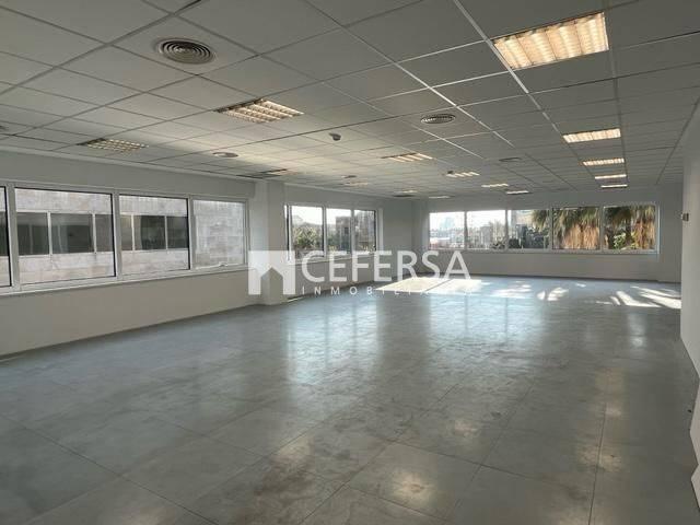 Oficina en Alquiler en Almeda El Corte Inglés