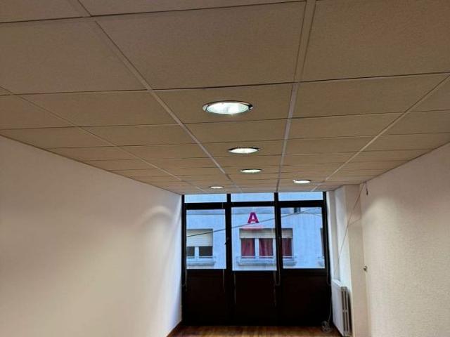 Oficina en alquiler en Andorra la Vella, de 105 m² por 1.500