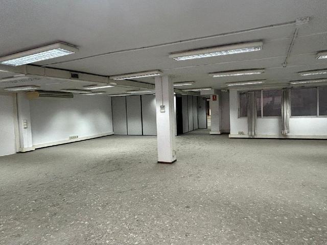 Oficina en alquiler en Barcelona, de 428 m² por 2.241