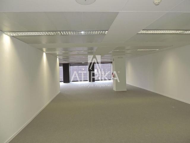 Oficina en alquiler en Barcelona, de 460 m² por 9.200