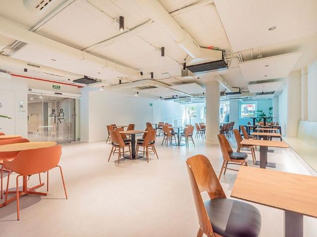Oficina en alquiler en Barcelona, de 608 m² por 15.808