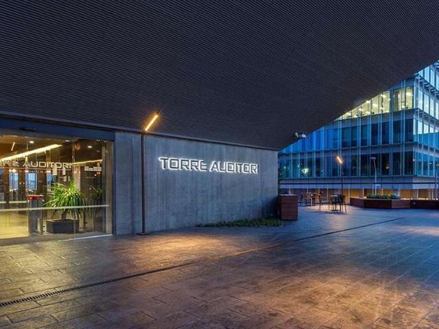 Oficina en alquiler en Barcelona, de 650 m² por 11.645