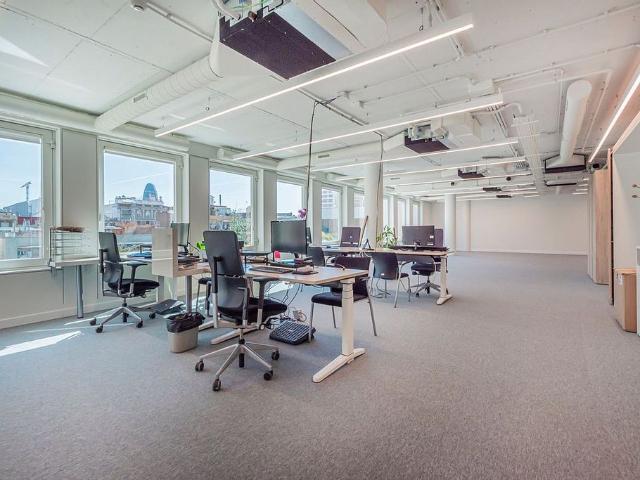 Oficina en alquiler en Barcelona, de 710 m² por 15.620