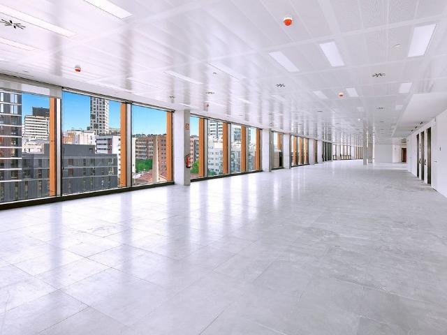 Oficina en alquiler en Barcelona, de 716 m² por 15.039