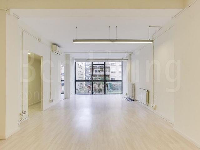 Oficina en alquiler en Barcelona, de 103 m² por 1.600