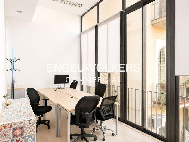 Oficina en alquiler en Barcelona, de 109 m² por 1.725