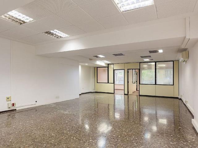 Oficina en alquiler en Barcelona, de 115 m² por 1.151