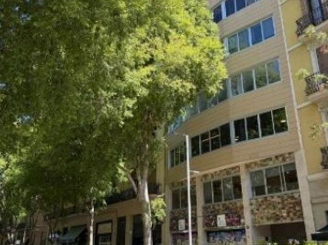 Oficina en alquiler en Barcelona, de 160 m² por 2.000