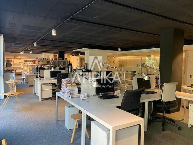 Oficina en alquiler en Barcelona, de 248 m² por 5.733