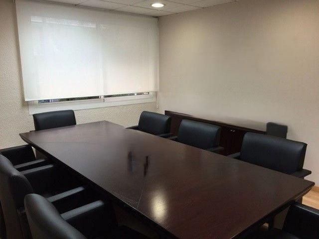 Oficina en alquiler en Barcelona, de 275 m² por 4.900