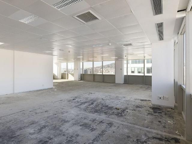 Oficina en alquiler en Barcelona, de 275 m² por 5.501