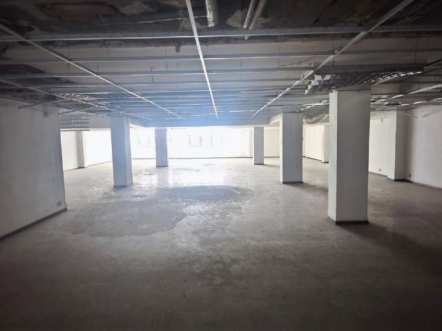 Oficina en alquiler en Barcelona, de 317 m² por 1.269